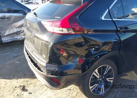 2025 Mitsubishi Eclipse Cross Se S-Awc z USA, uszkodzony, nr VIN JA4ATWAA7SZ048058